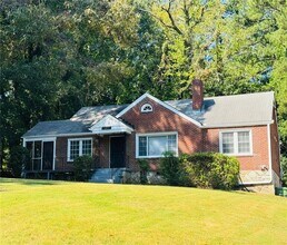 Building Photo - 1589 Pinehurst Dr SW
