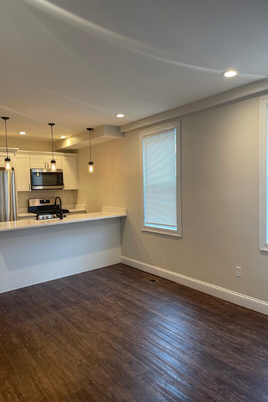 Foto del edificio - 27 E Transit St