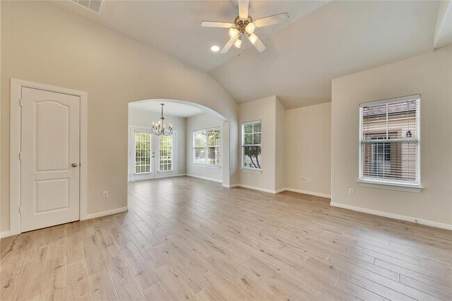 Foto del edificio - 6801 Beckett Rd