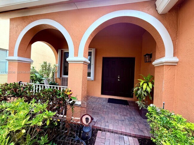 Foto del edificio - 1463 Banyan Way