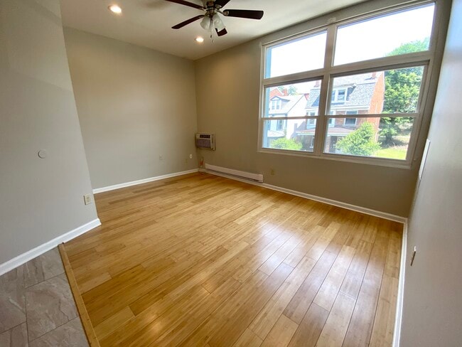Loft Studio - Bryant Lofts
