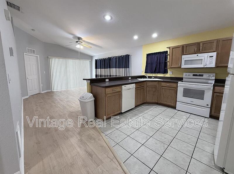 Foto del edificio - 1719 Hammocks Ave