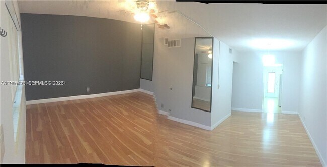 Foto del edificio - 1450 NE 170th St