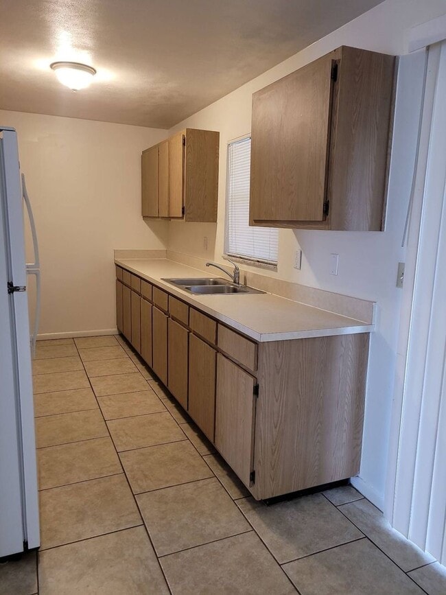 Building Photo - WR-30 Oaks Duplex- FOR SALE