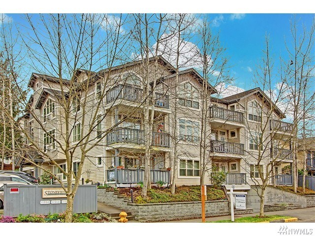 Building Photo - 11550 Stone Ave N