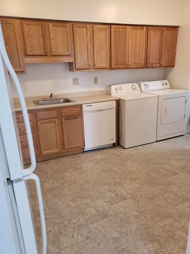 Foto del edificio - 37 Academy Ave