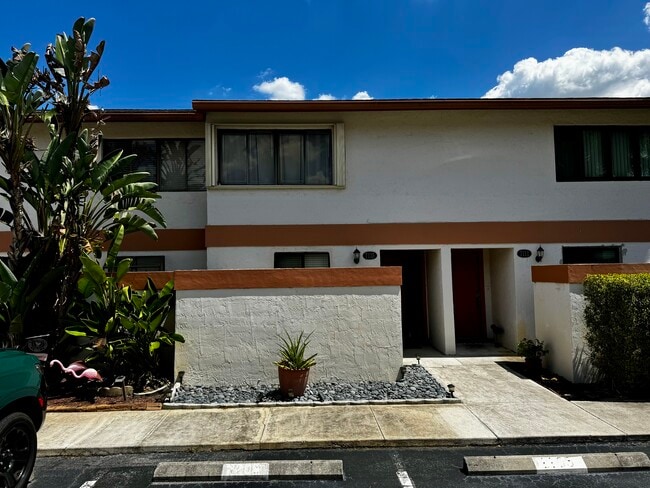 Photo - 7115 SW 42nd Ct Townhome