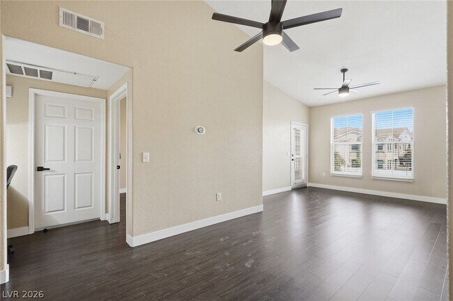 Foto del edificio - 10550 W Alexander Rd