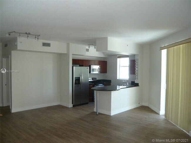 Building Photo - 7280 SW 89th St