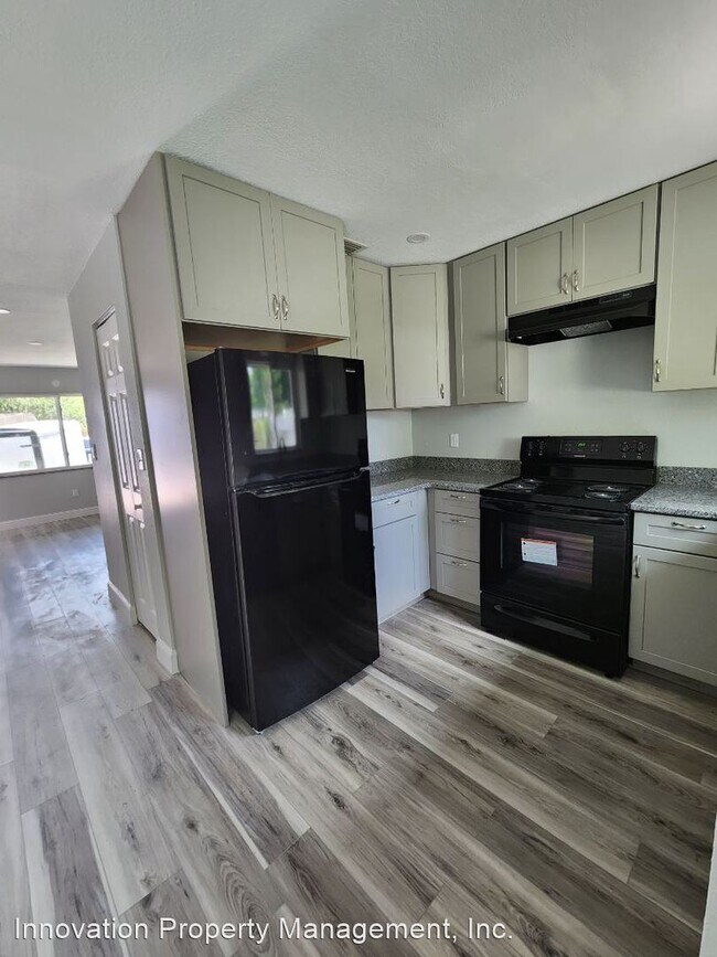 Building Photo - 3 br, 2 bath House - 2742 Hereford Rd