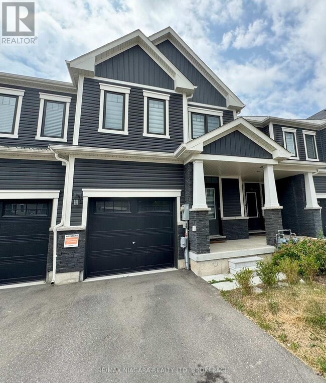 Building Photo - 8273-8273 Tulip Tree Dr