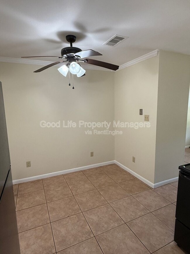 Foto del edificio - 3751 E Olive Rd