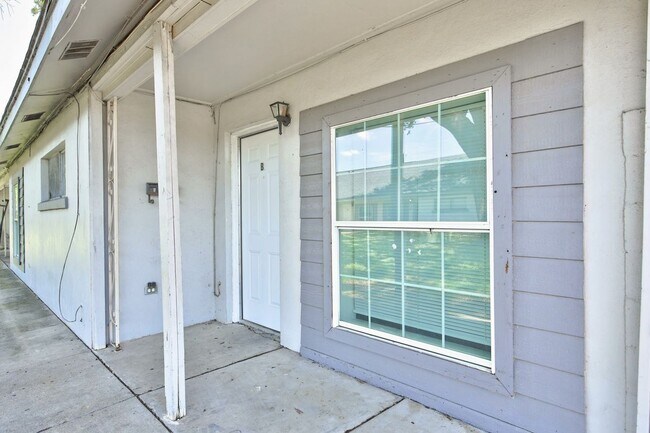 Foto del edificio - 1120 Valley View Dr