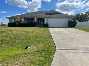 Building Photo - 526 NW 16th Terrace