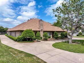 Building Photo - 5606 Ridgerock Ct