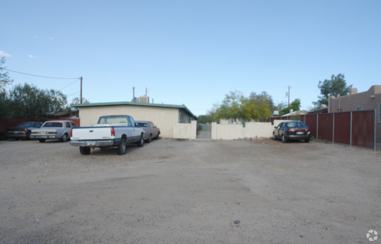 2832 N Euclid Ave, Tucson, AZ 85719 Apartments in Tucson, AZ