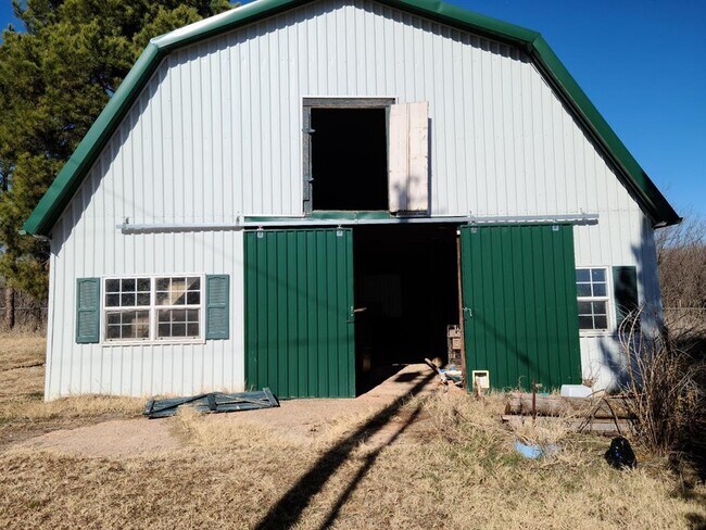 Building Photo - 581 Jolly Rogers Rd