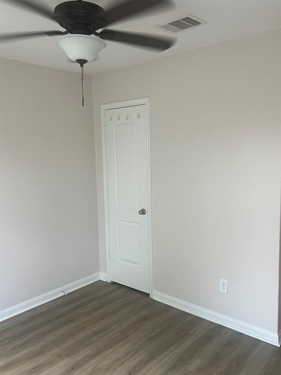 Foto del edificio - 4810 Oak Briar Ln
