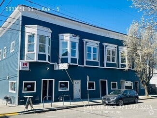 Building Photo - 1935 SE 11th Ave