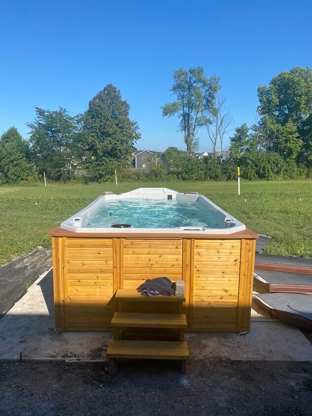SwimSpa I’m backyard - 2925 Amberleigh Ln