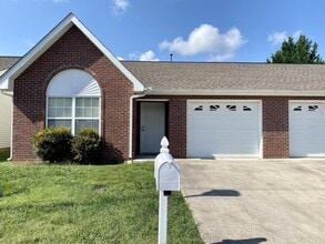 Building Photo - 809 Garcia Way