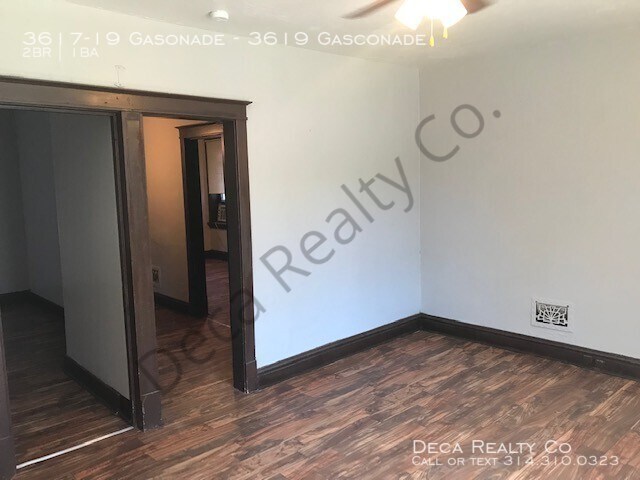 Building Photo - 2 Bedroom Apartment
