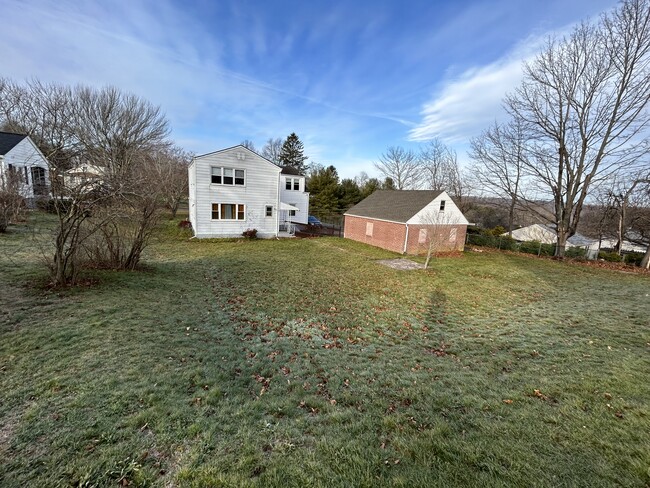 Building Photo - 34 Rose Hill Rd