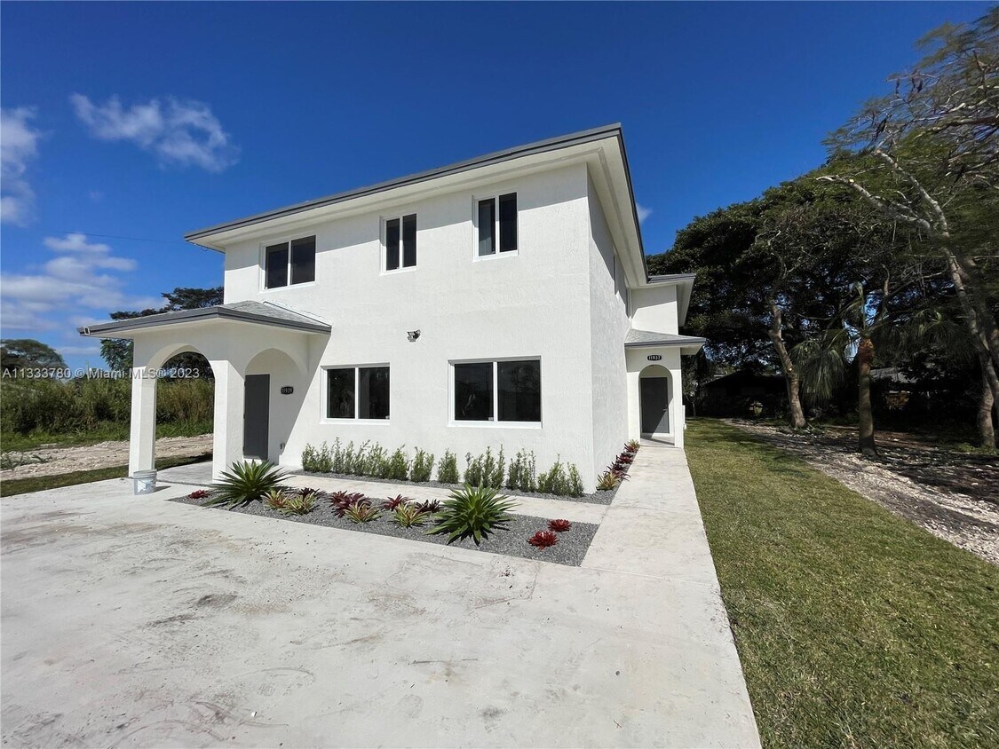 11941 SW 218th St, Goulds, FL 33170 House Rental in Goulds, FL