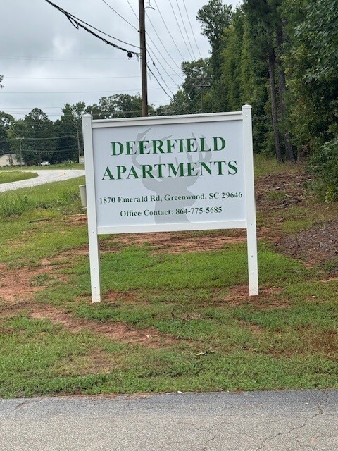 Primaty - Deerfield Apartments