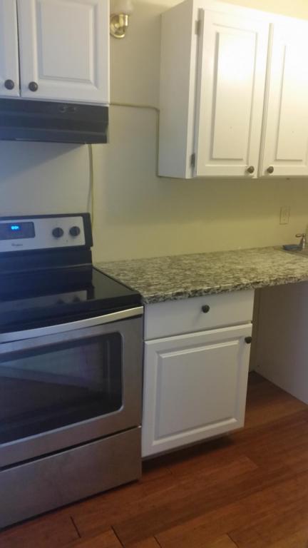 Foto del edificio - 957 Se Stephens St #3 Roseburg, OR 97470