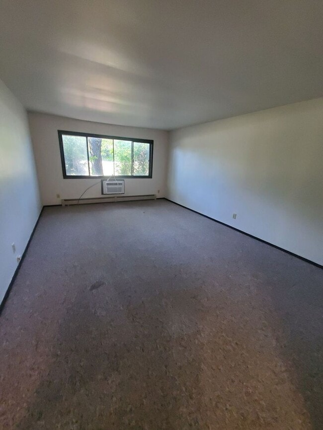 Foto del edificio - 10500 W Fond du Lac Ave
