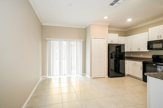 Photo - 1552 Cassius St Townhome