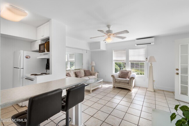 Foto del edificio - 3159 Lakeside Commons Dr SE