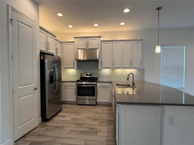 Building Photo - 30788 Lindentree Dr