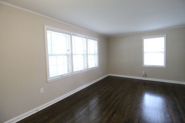 Foto del edificio - 1 Bedroom 1 Bath Duplex in Navy Hill Area in Olathe