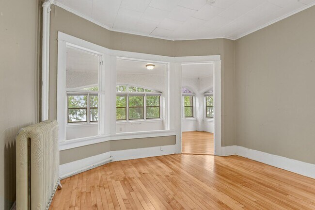 Foto del edificio - 933 Spaight St