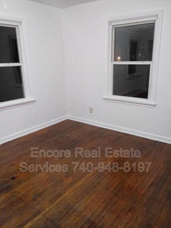 Building Photo - 163 Isabelle Rd