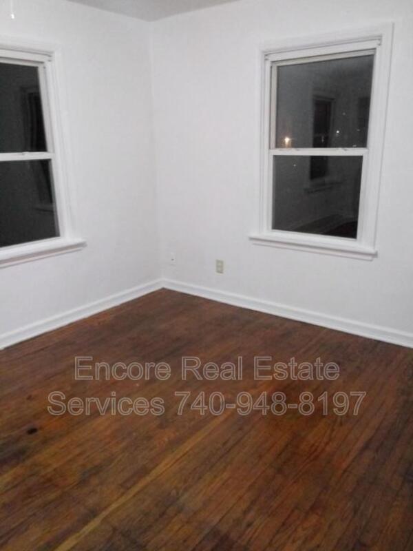 Foto del edificio - 163 Isabelle Rd