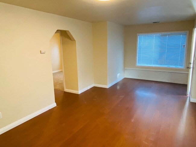 Building Photo - 4116 34th St