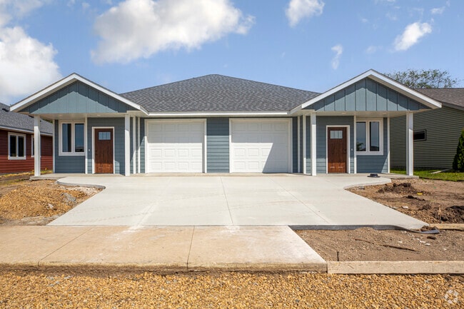 Building Photo - 2019 Essler Dr