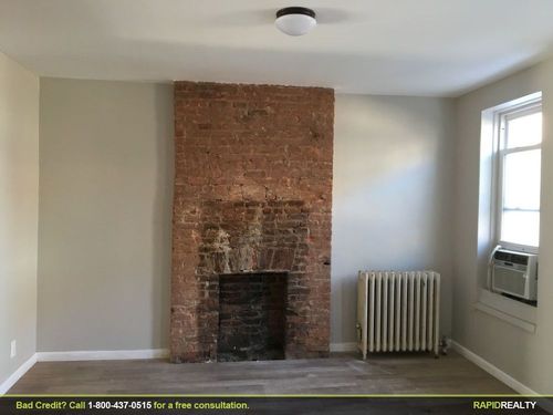 Building Photo - 241 45th St