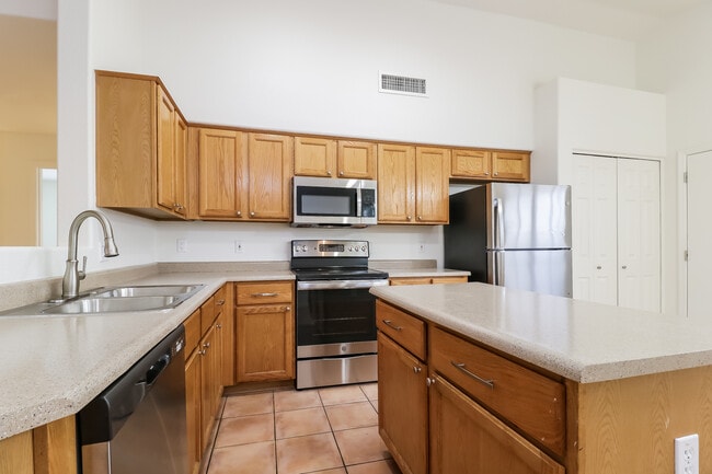Foto del edificio - 14924 W Lamoille Dr