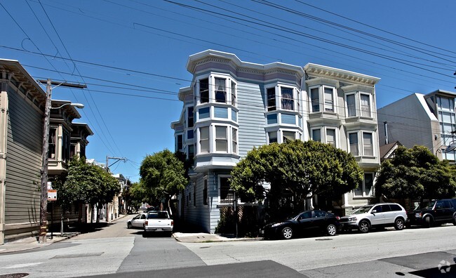 Building Photo - 124 Fillmore St