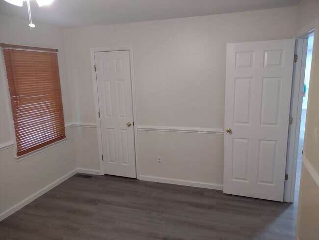 Building Photo - Tastefully Upgraded Four Bedroom Brick Hom...
