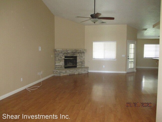 Building Photo - 12550 Whispering Springs Rd