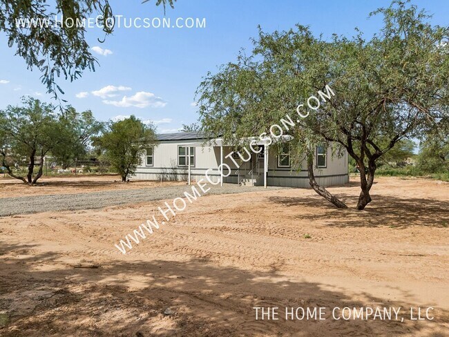 Foto del edificio - 8150 S Fillmore Rd
