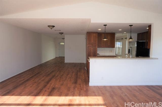Building Photo - 1397 Kina St