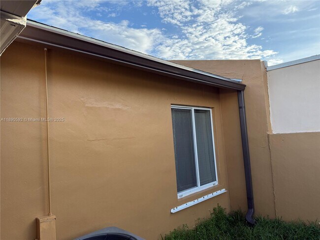 Foto del edificio - 13030 SW 49th Terrace