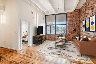Building Photo - 1217 Spring Garden St