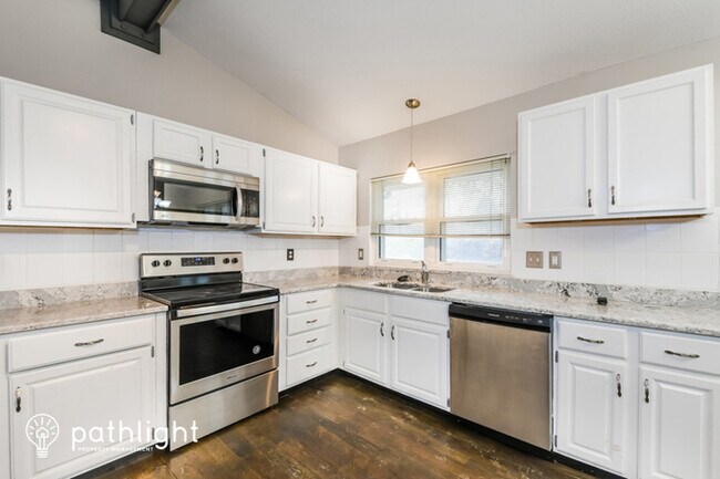 Building Photo - 4033 Southbridge Drive, St. Peters, MO, 63376